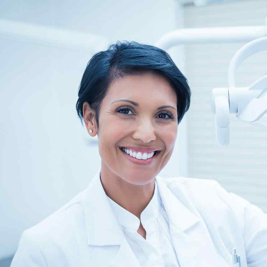https://apluscamp.de/wp-content/uploads/2020/02/doctor-01.jpg
